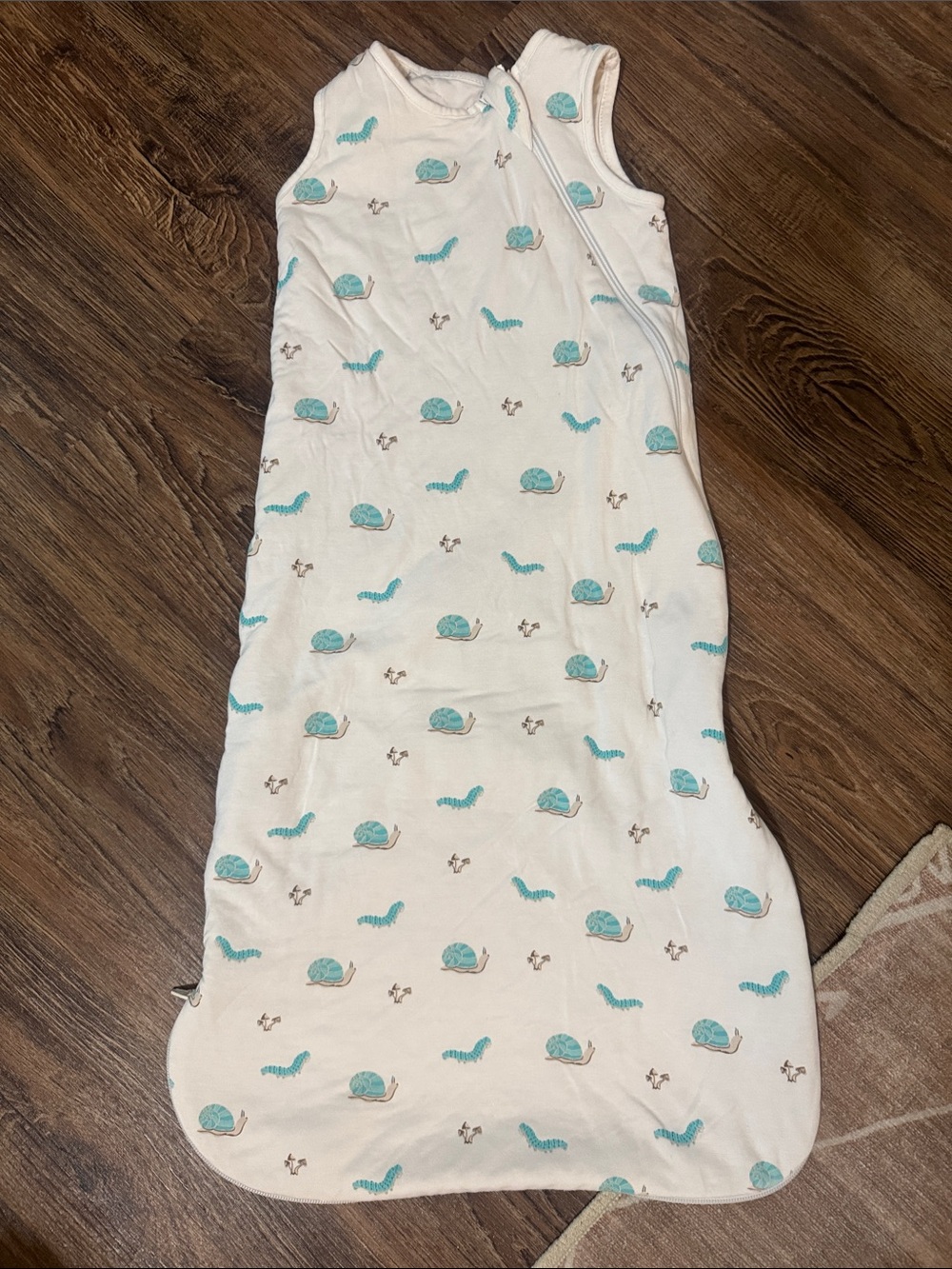 Kyte Baby Neutral 1.0 tog Baby Sleep Sack with Teal Turtle Print